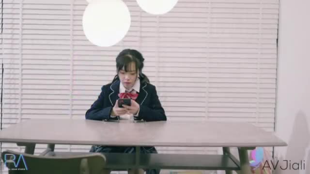 Nonton yuli wanted to relax so ordered a massage and then got so into it she sucked off the masseur and the streaming